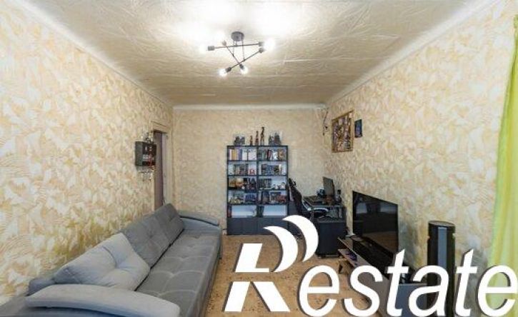 3-комн квартира улица 27-я Линия, 43,  д. 43