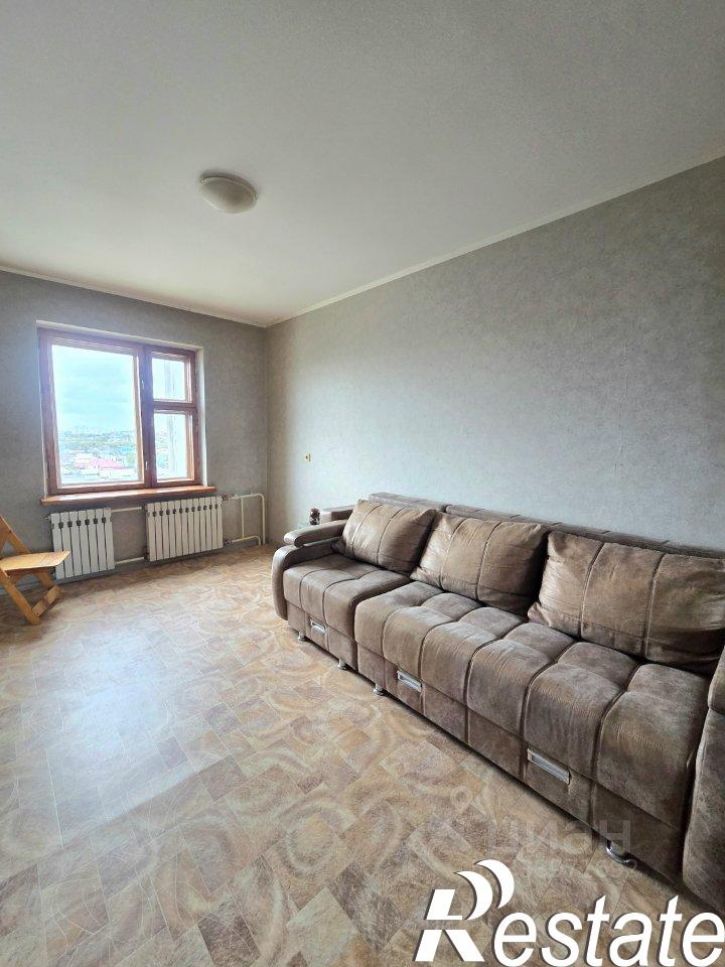 3-комн квартира улица Полторацкого, 64,  д. 64