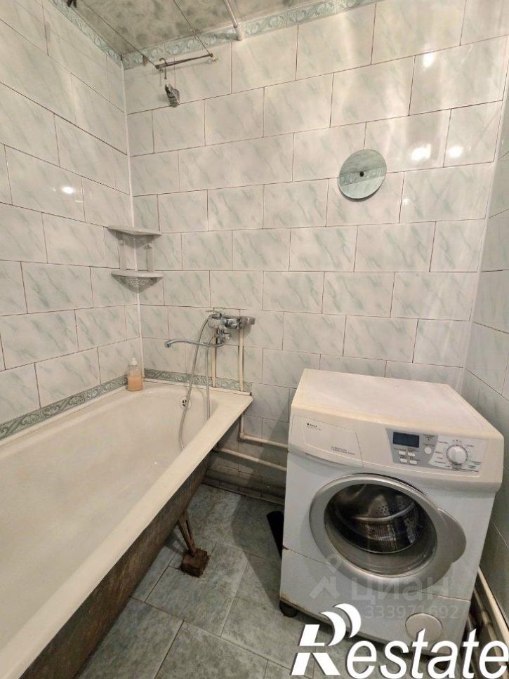 3-комн квартира улица Полторацкого, 64,  д. 64