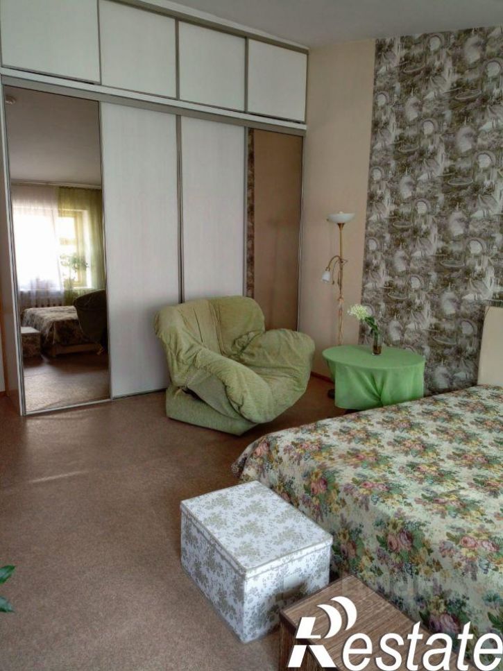 2-комн квартира улица Лазо, 21,  д. 21