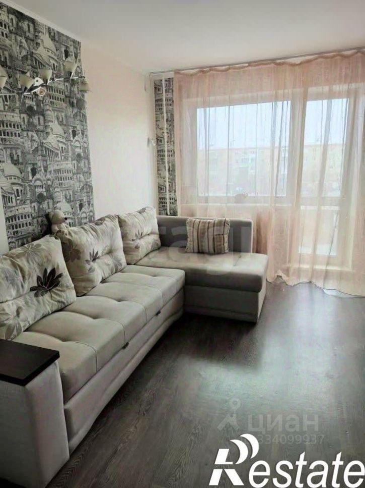 3-комн квартира улица Путилова, 7Б,  д. 7Б