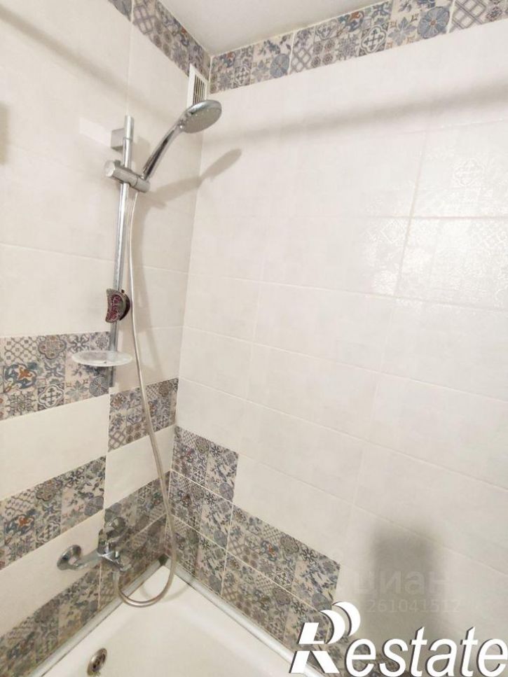 4-комн квартира улица Труда, 12,  д. 12