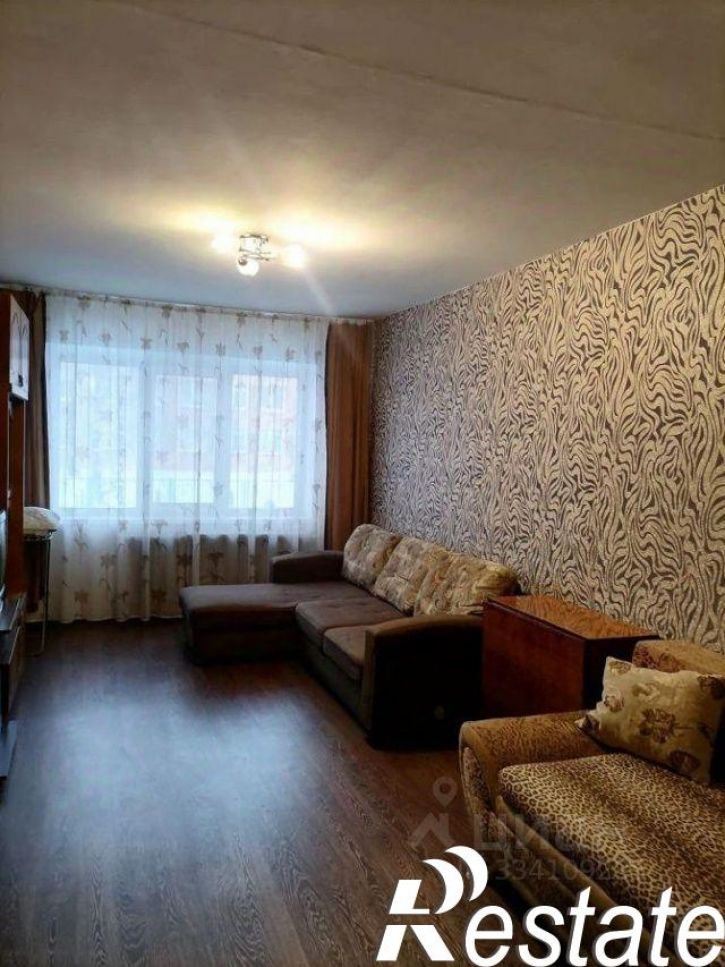 3-комн квартира улица Белозёрова, 3,  д. 3