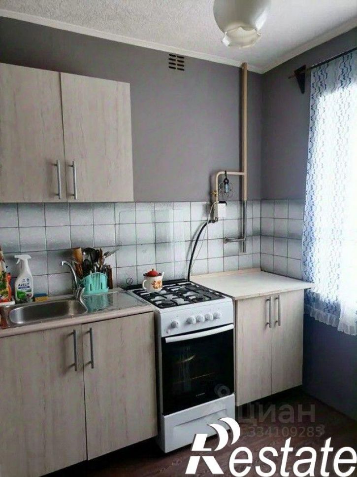 3-комн квартира улица Белозёрова, 3,  д. 3
