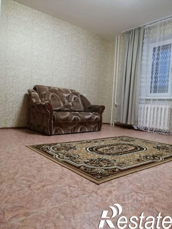 2-комн квартира улица Леонида Маслова, 8,  д. 8