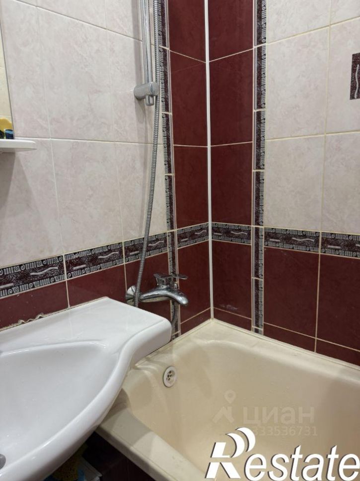 3-комн квартира Братская улица, 21А,  д. 21А
