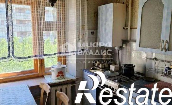 3-комн квартира улица Серова, 24,  д. 24