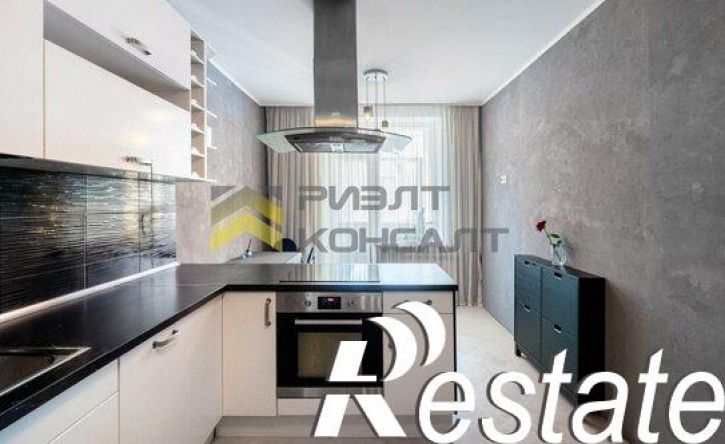 2-комн квартира проспект Комарова, 15,  д. 15