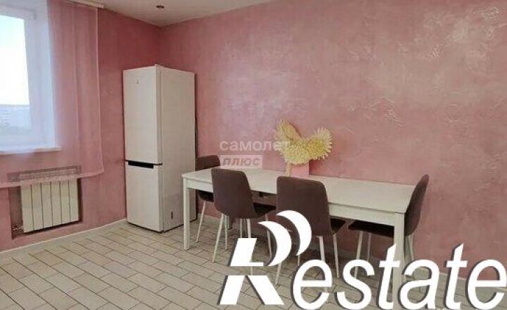 3-комн квартира проспект Комарова, 22 к1,  д. 22 к1