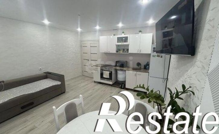 2-комн квартира улица 12 Декабря, 1,  д. 1