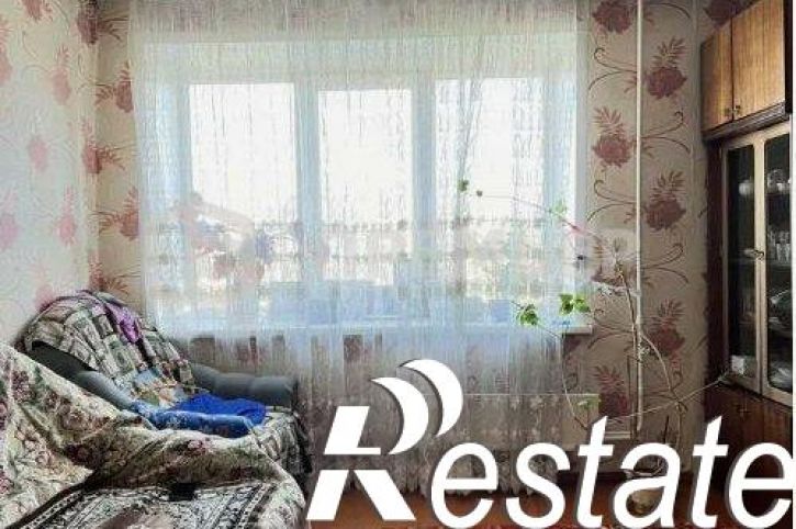 4-комн квартира улица 12 Декабря, 102,  д. 102