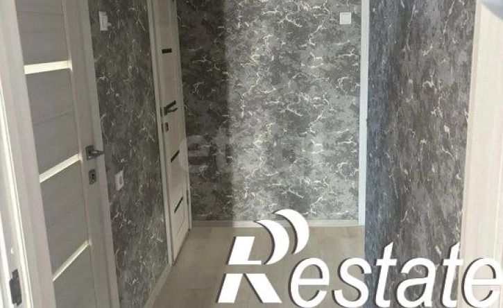 2-комн квартира улица 12 Декабря, 1,  д. 1