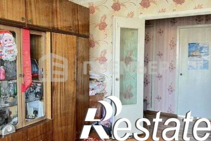 4-комн квартира улица 12 Декабря, 102,  д. 102