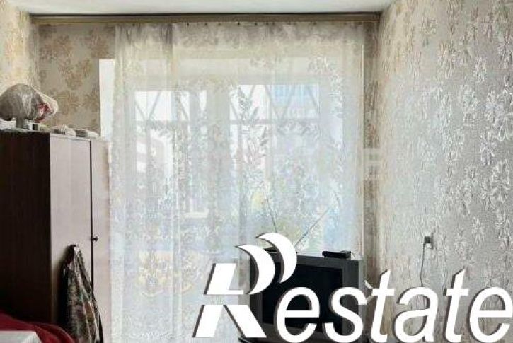 4-комн квартира улица 12 Декабря, 102,  д. 102